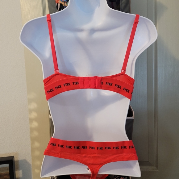 Victoria's Secret set - Picture 2 of 3